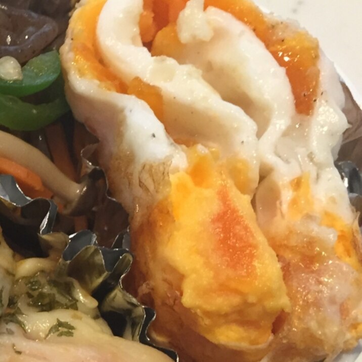 お弁当のすき間に すぐできる二つ折り目玉焼き レシピ 作り方 By まる1678 楽天レシピ お弁当のすき間に すぐできる二つ折り目玉焼き レシピ 作り方 By まる1678 楽天レシピ